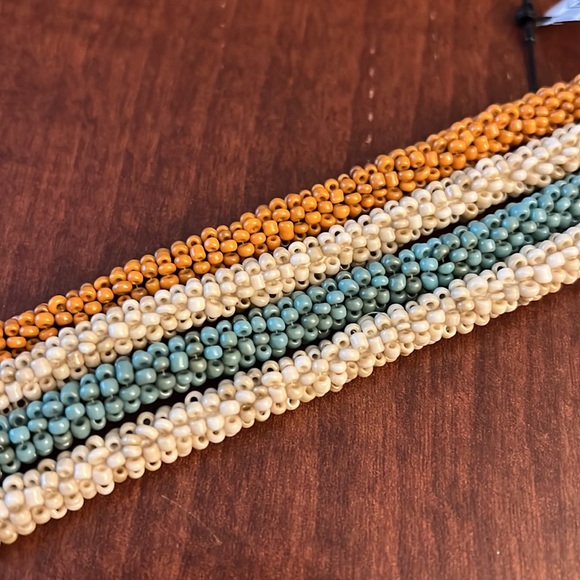 Suzie Blue Beaded Bracelet - Picture 3 of 3